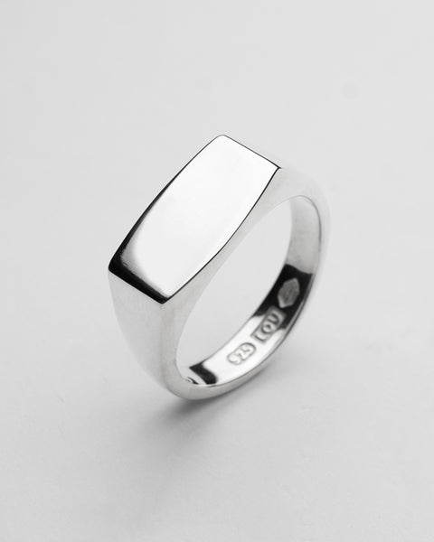 The Rectangle Signet | Lou Jewellery