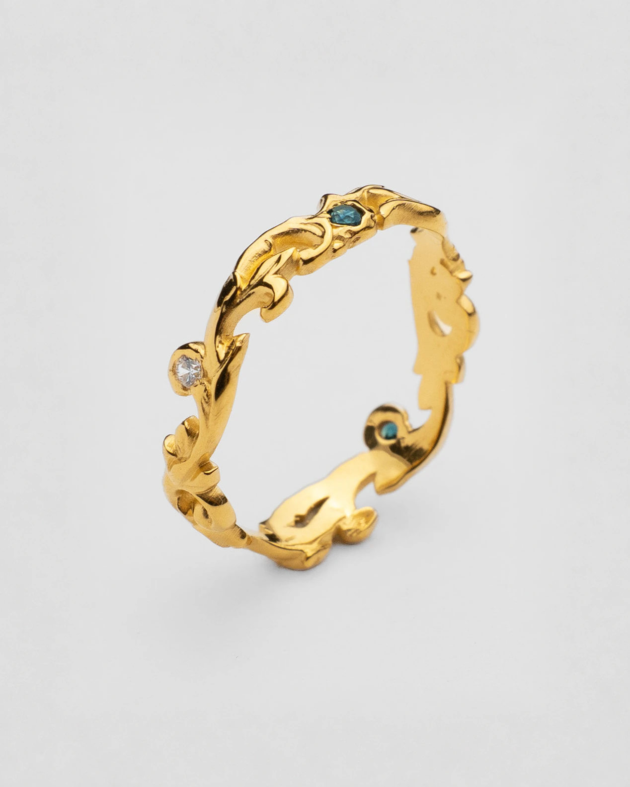 Acanthus Sapphire Band | GOLD | Lou Jewellery